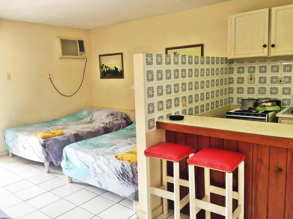 Deluxe Montego Bay Club Studio & Suites מראה חיצוני תמונה