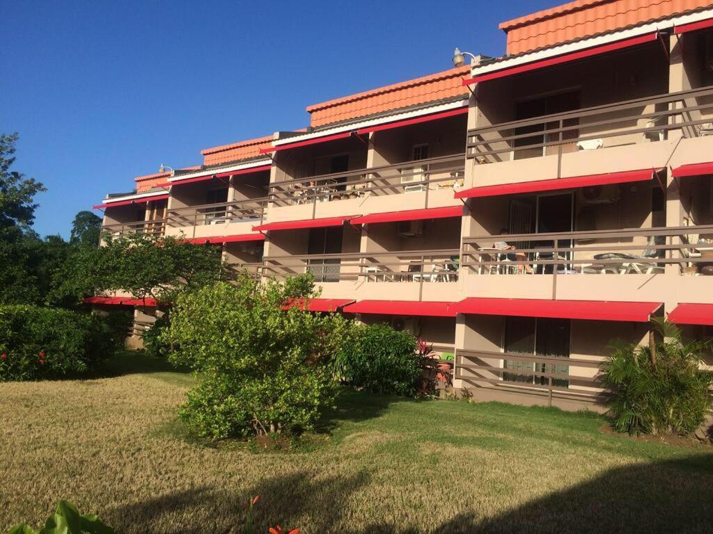 Deluxe Montego Bay Club Studio & Suites מראה חיצוני תמונה