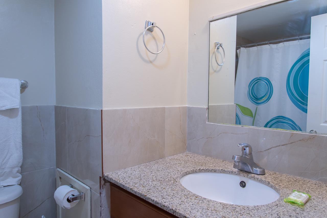 Deluxe Montego Bay Club Studio & Suites מראה חיצוני תמונה