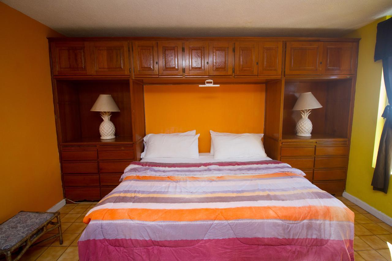Deluxe Montego Bay Club Studio & Suites מראה חיצוני תמונה